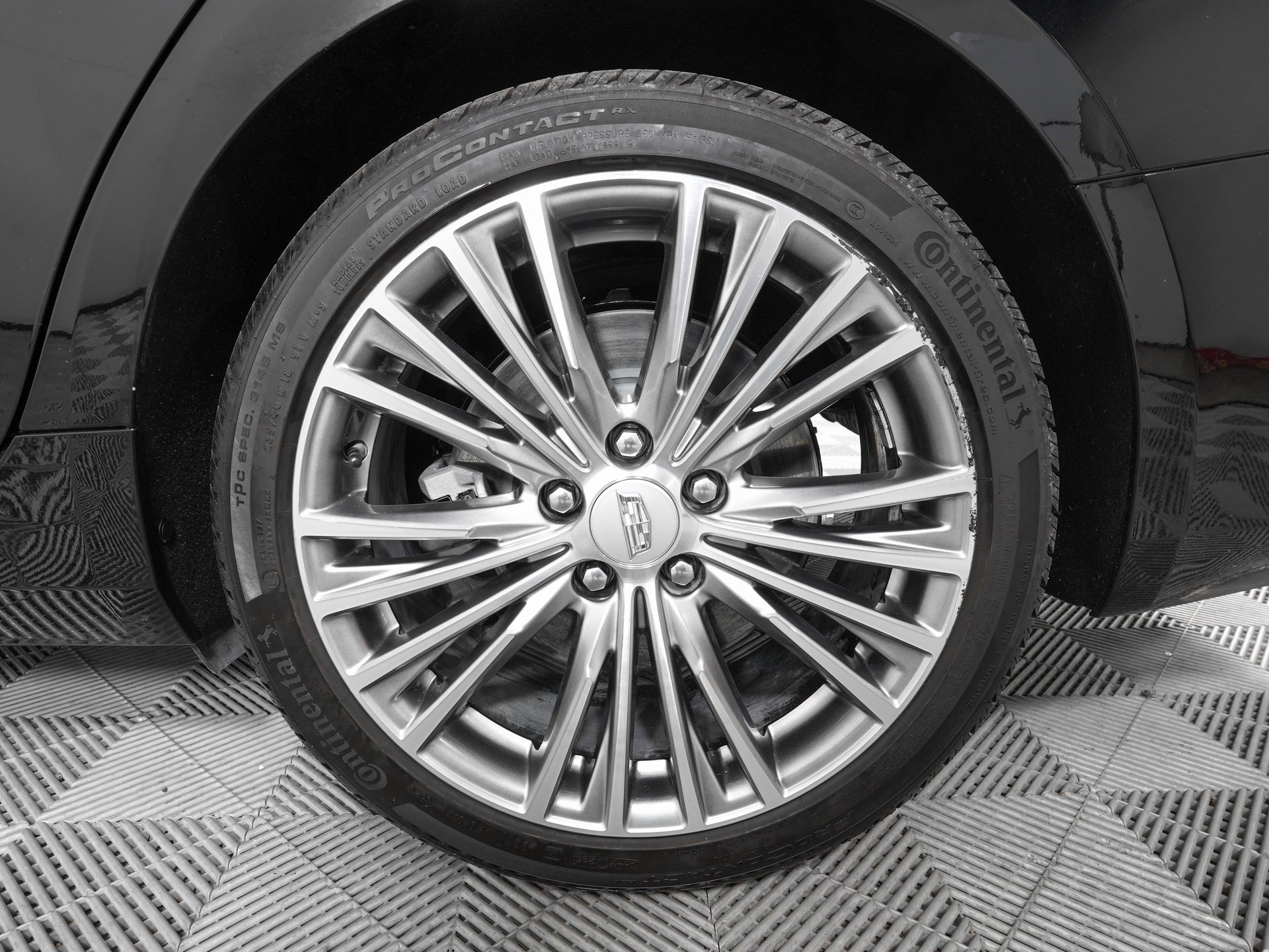 Used 2025 Cadillac CT4 Premium Luxury image 30