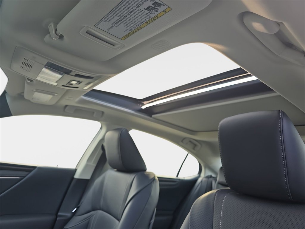 New 2025 Lexus ES 350 Luxury image 30