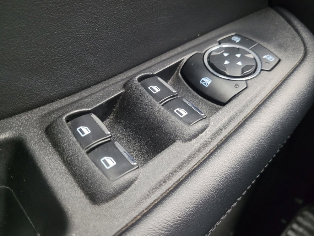 Used 2023 Ford Edge SEL image 27