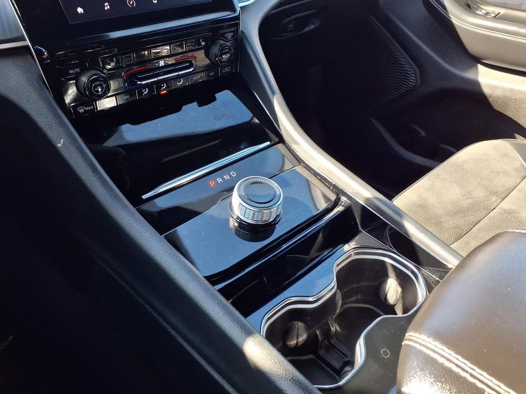 Certified 2023 Jeep Grand Cherokee L Laredo image 12