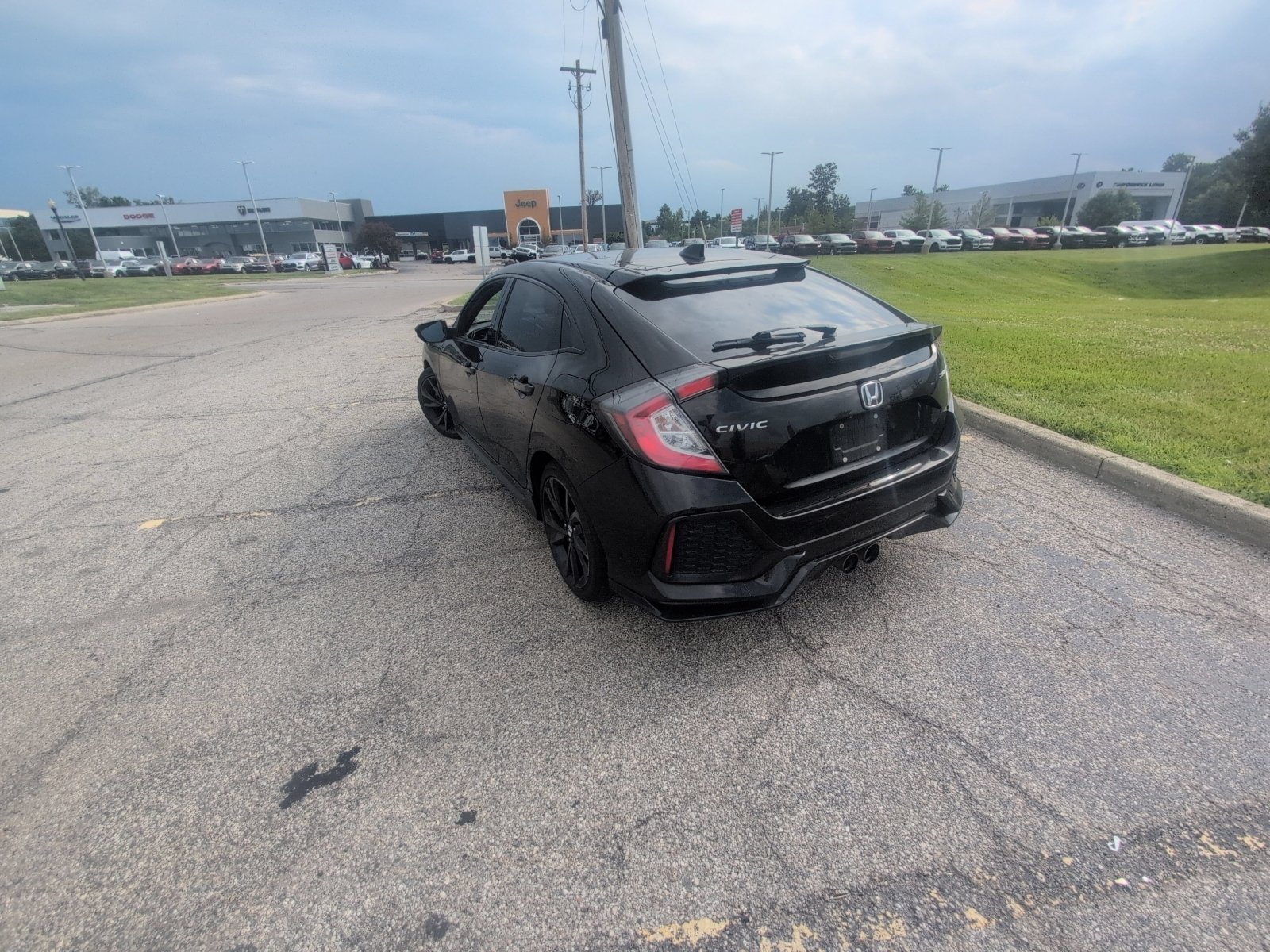 Used 2018 Honda Civic Sport image 30