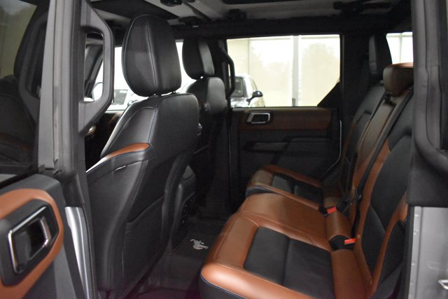 Used 2024 Ford Bronco Outer Banks AWD/4WD image 21