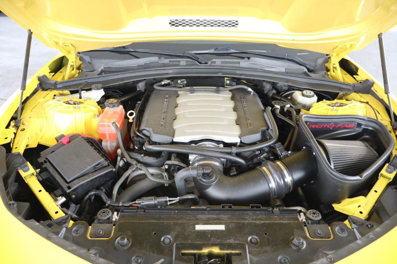 Used 2017 Chevrolet Camaro SS RWD image 39