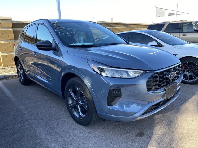 Used 2024 Ford Escape ST-Line AWD/4WD image 5