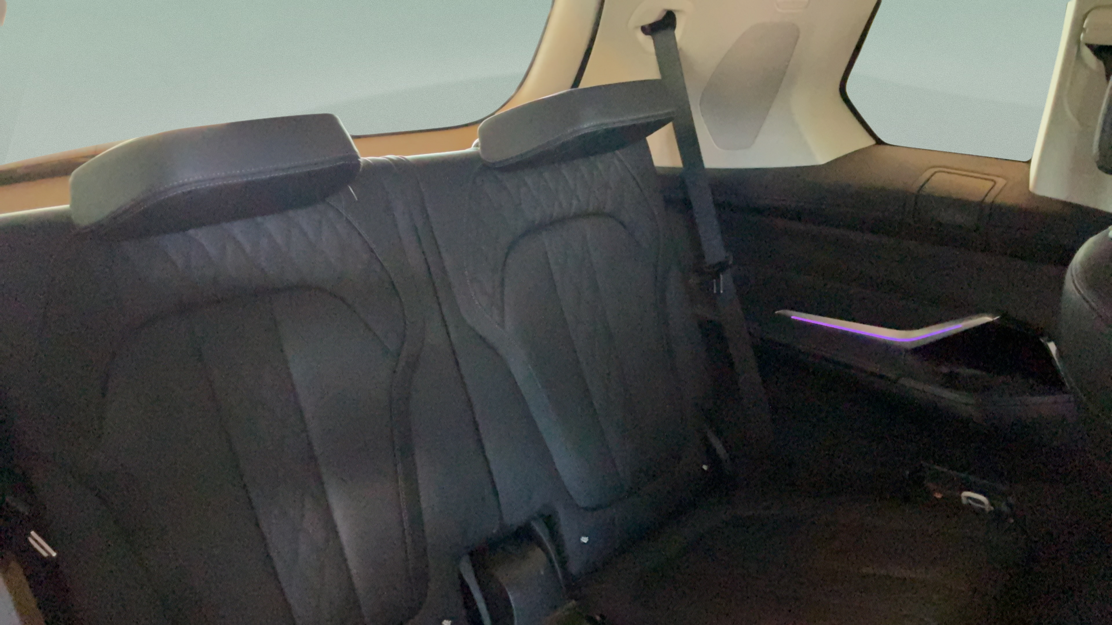 Used 2019 BMW X7 xDrive40i w/ Premium Package AWD/4WD image 33