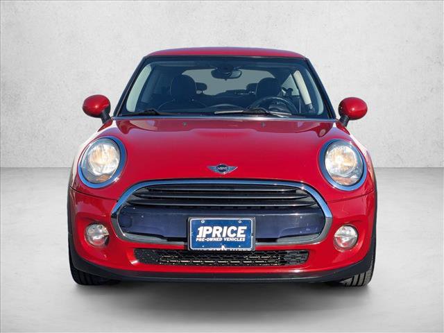 Used 2018 MINI Cooper 2-Door Hardtop video 2