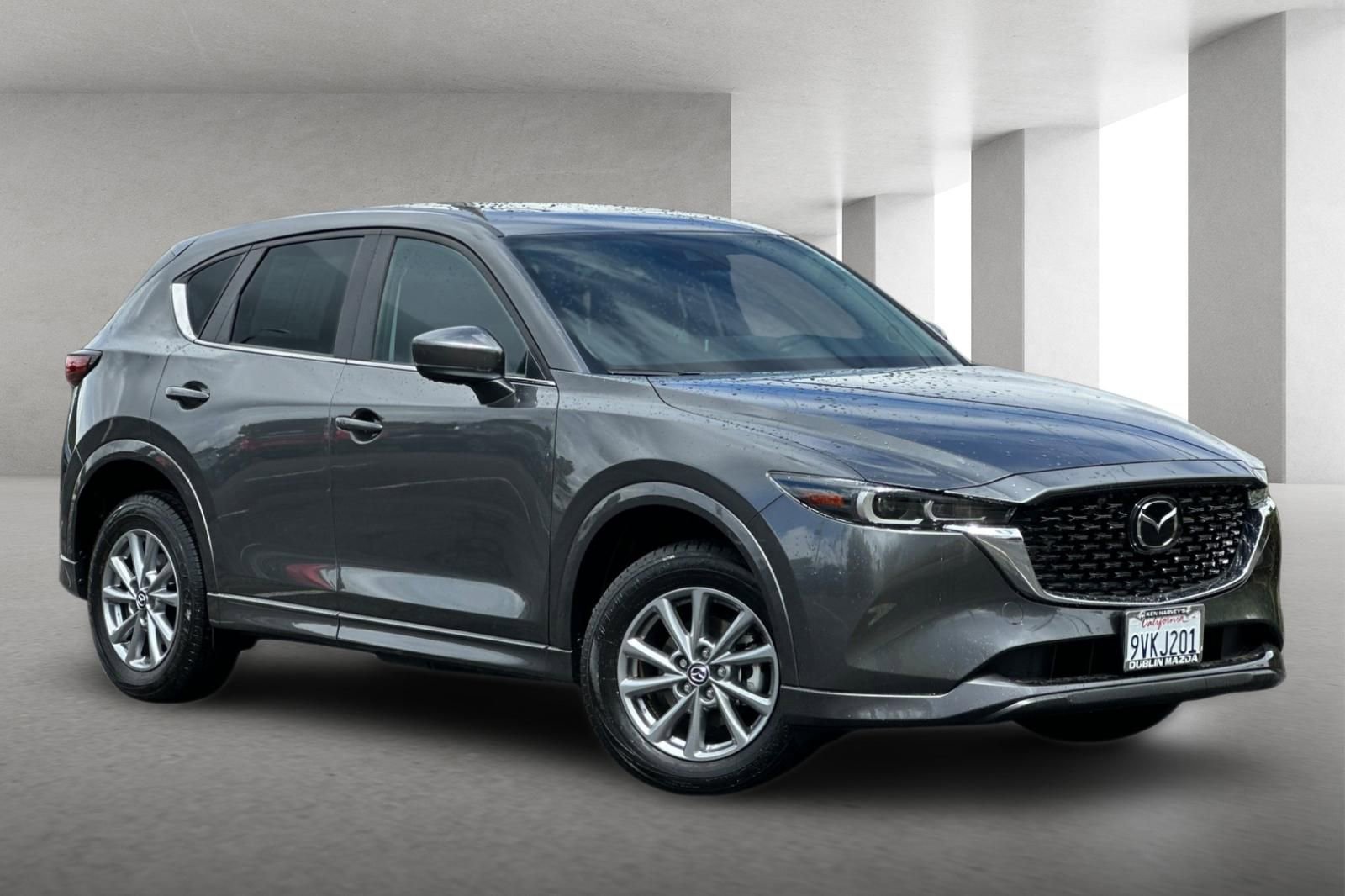 Certified 2025 MAZDA CX-5 AWD 2.5 S w/ Preferred Package image 2