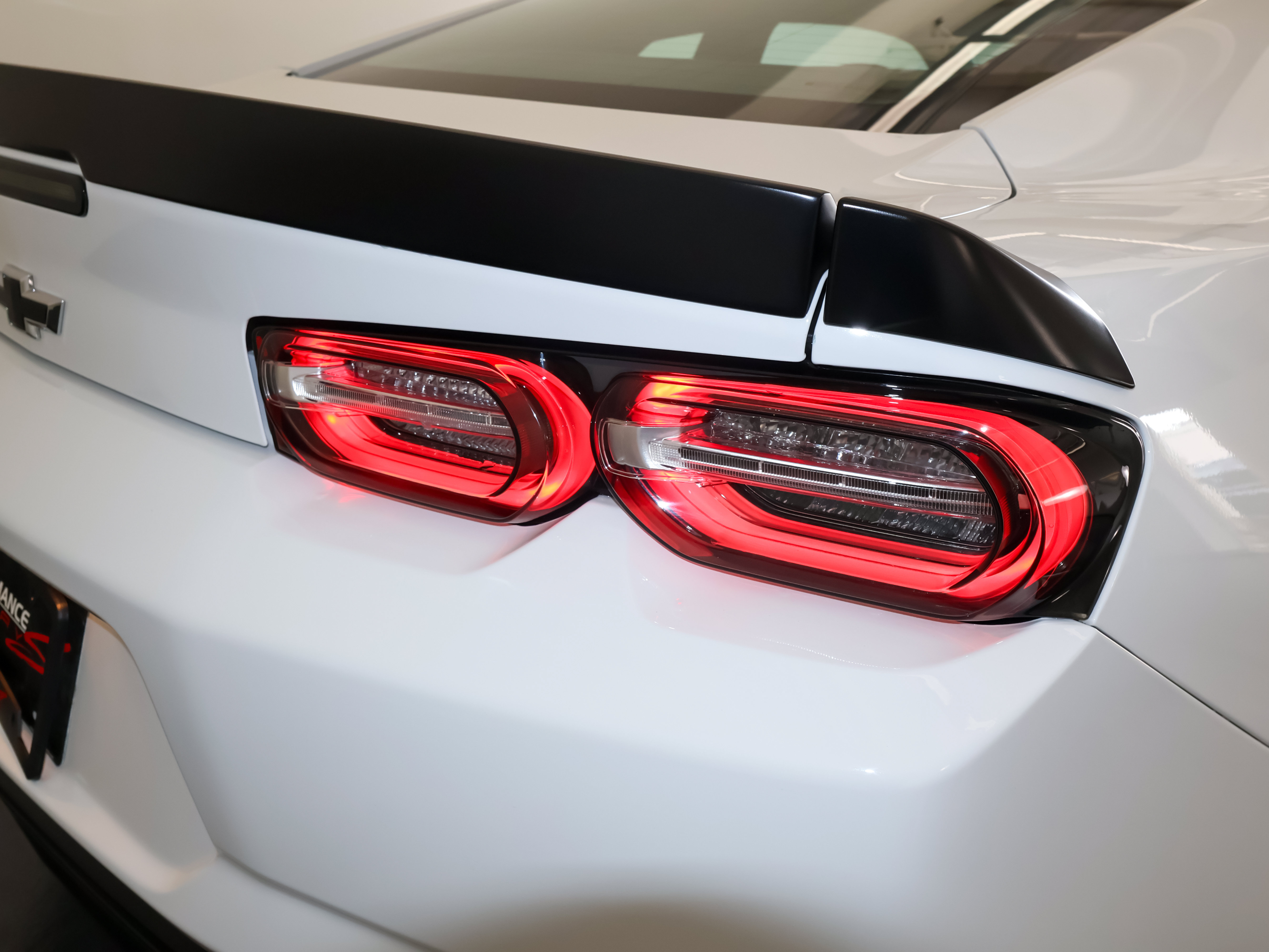 Used 2019 Chevrolet Camaro SS RWD image 39