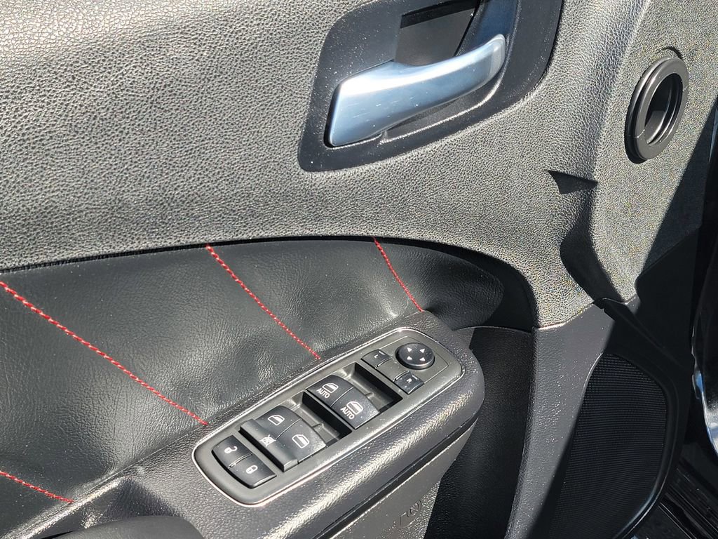 Certified 2022 Dodge Charger R/T w/ Blacktop Package image 15