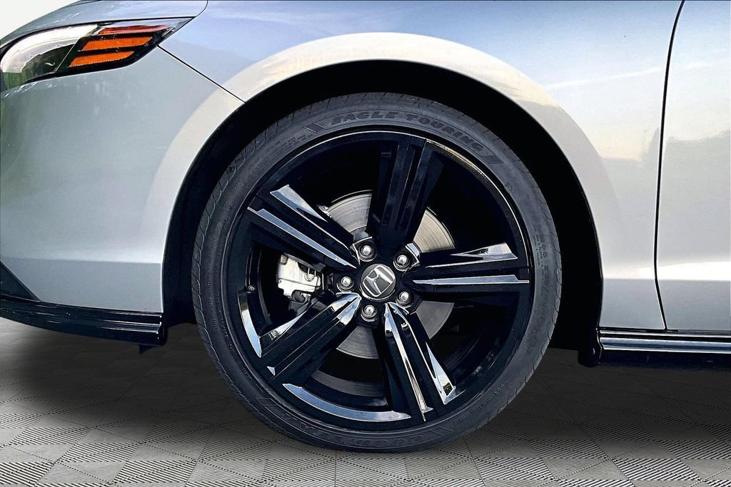 Used 2023 Honda Accord Sport image 24