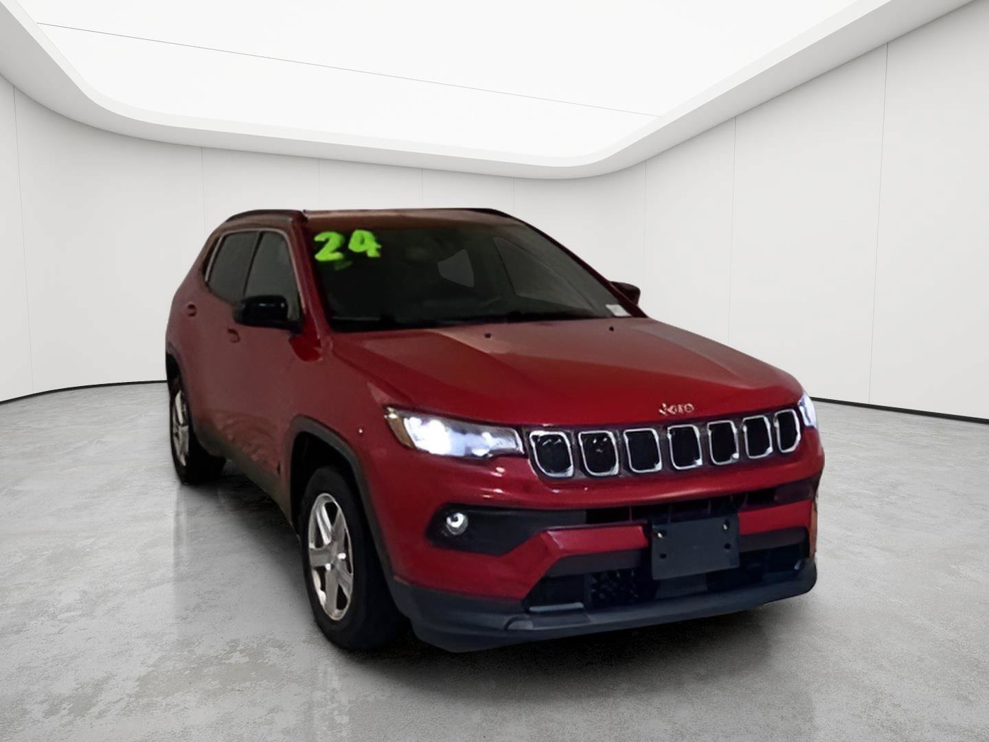 Used 2024 Jeep Compass Latitude AWD/4WD image 6