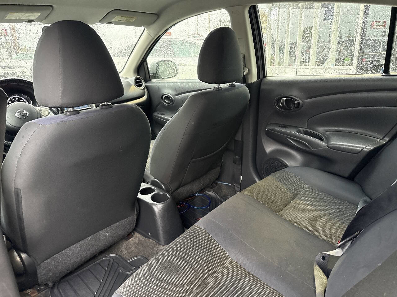 Used 2012 Nissan Versa SV image 27