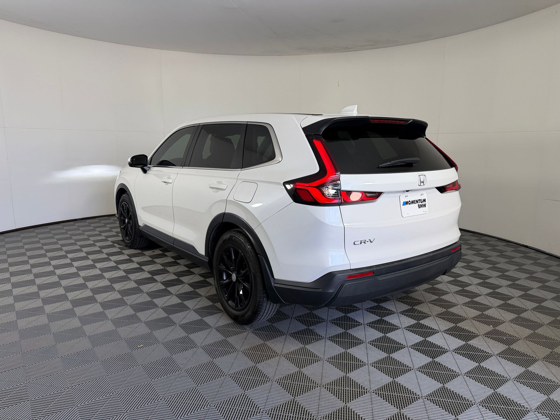 Used 2025 Honda CR-V EX-L image 3