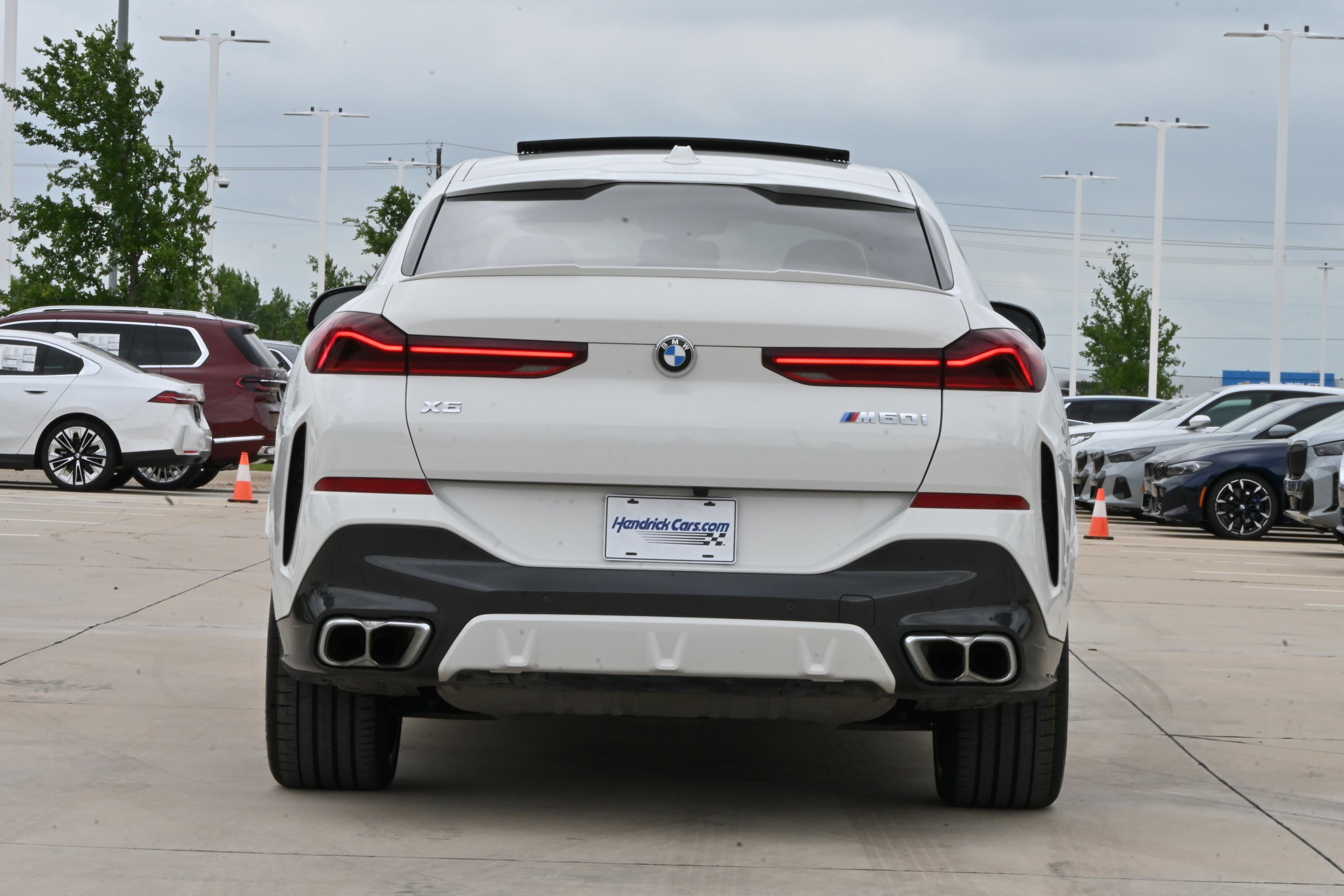 Certified 2024 BMW X6 M60i w/ Climate Comfort Package AWD/4WD image 8
