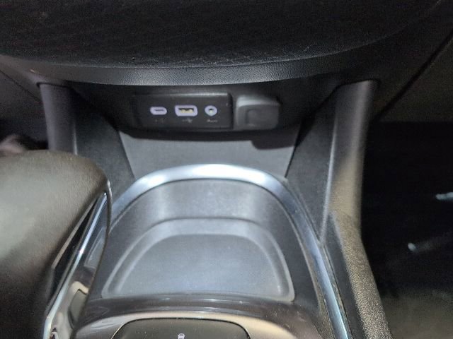 Used 2022 Chevrolet Malibu LT FWD image 24