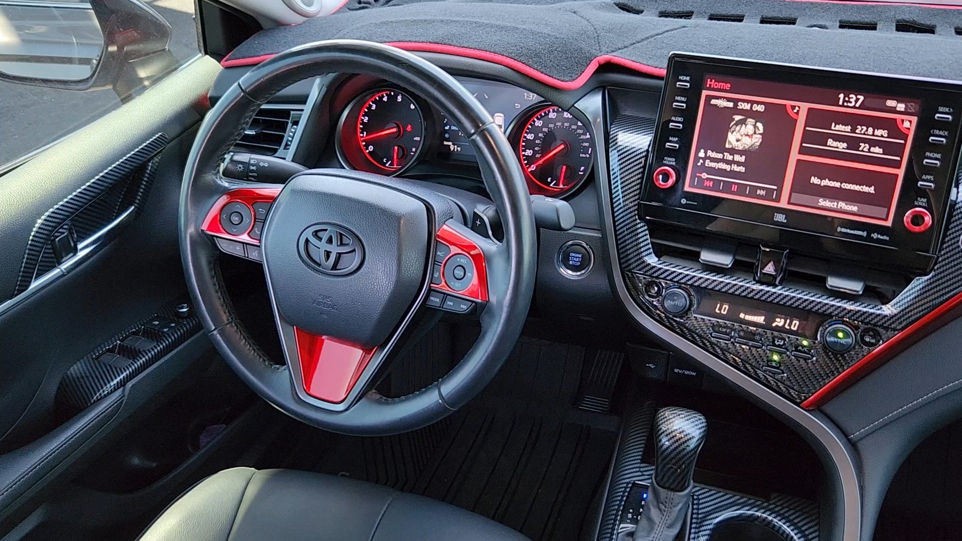 Used 2021 Toyota Camry XSE FWD image 6