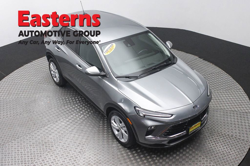 Used 2024 Buick Encore GX Preferred FWD image 3