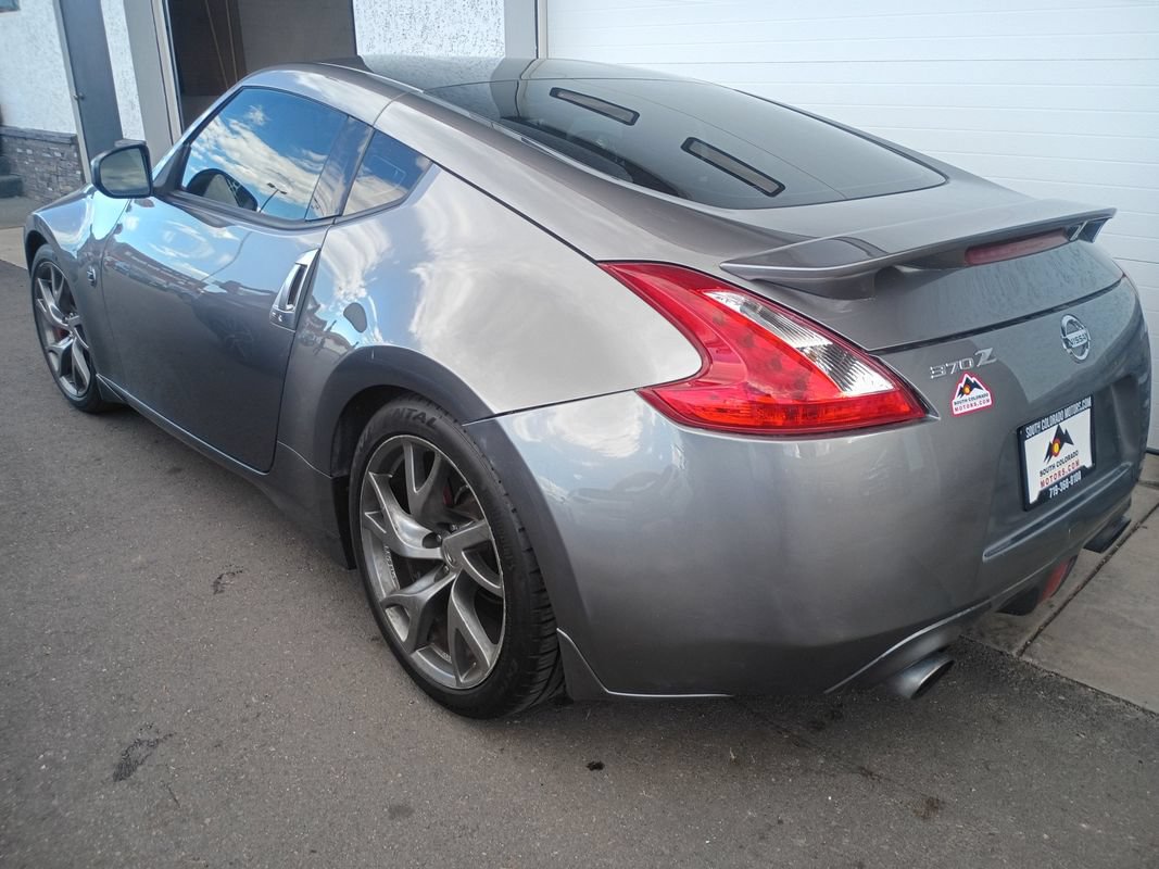 Used 2016 Nissan 370Z Coupe RWD image 6