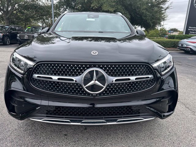 Used 2026 Mercedes-Benz GLC 300 4MATIC image 11