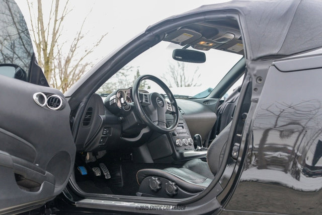Used 2007 Nissan 350Z Touring RWD image 41