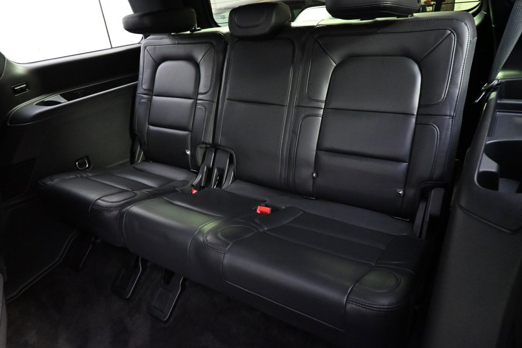 Used 2022 Lincoln Navigator Reserve w/ Monochromatic Package image 22