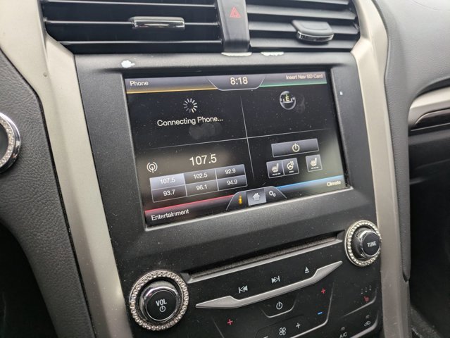 Used 2015 Ford Fusion SE w/ Equipment Group 202A FWD image 11