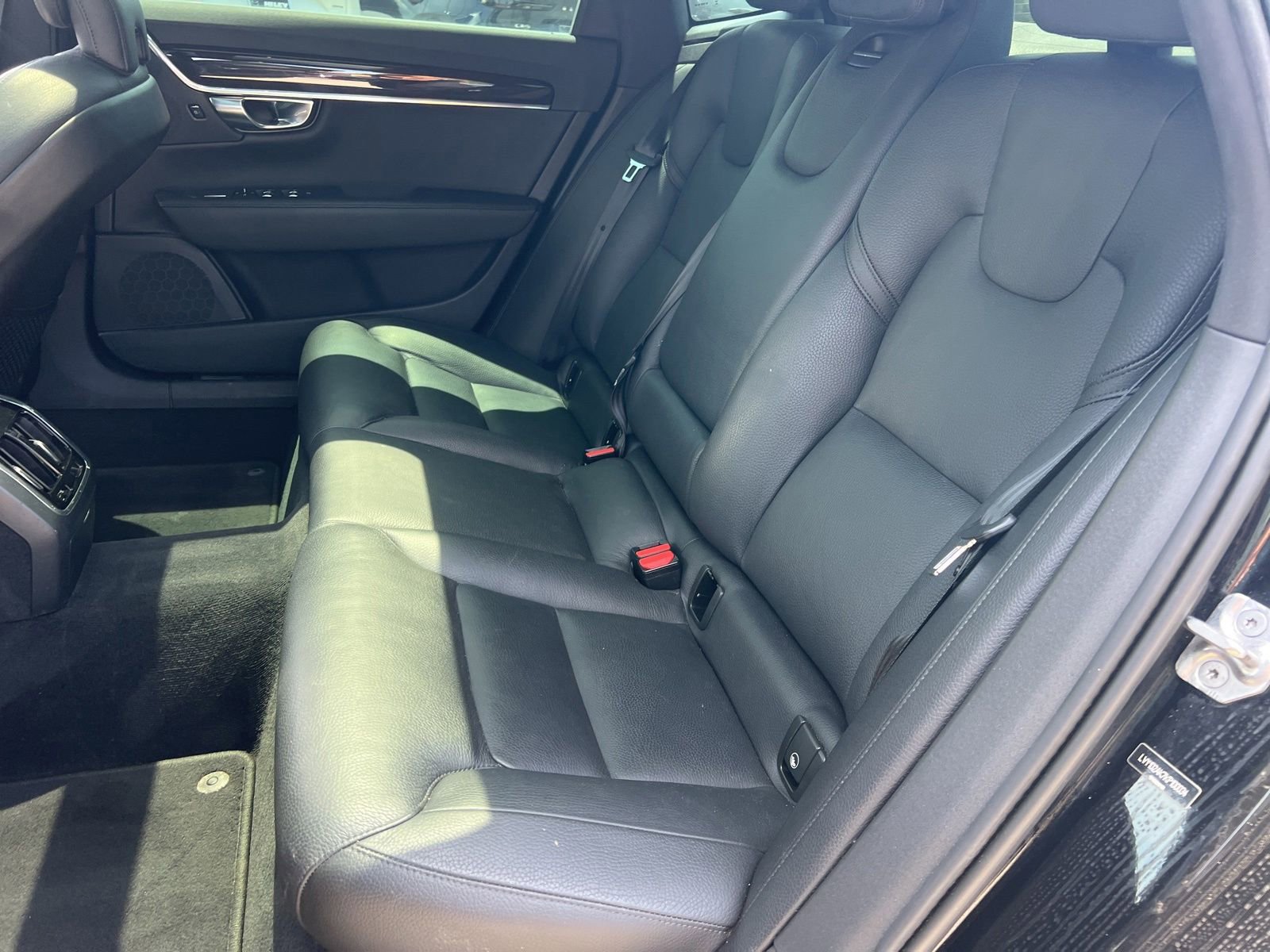 Used 2019 Volvo S90 T5 Momentum FWD image 25