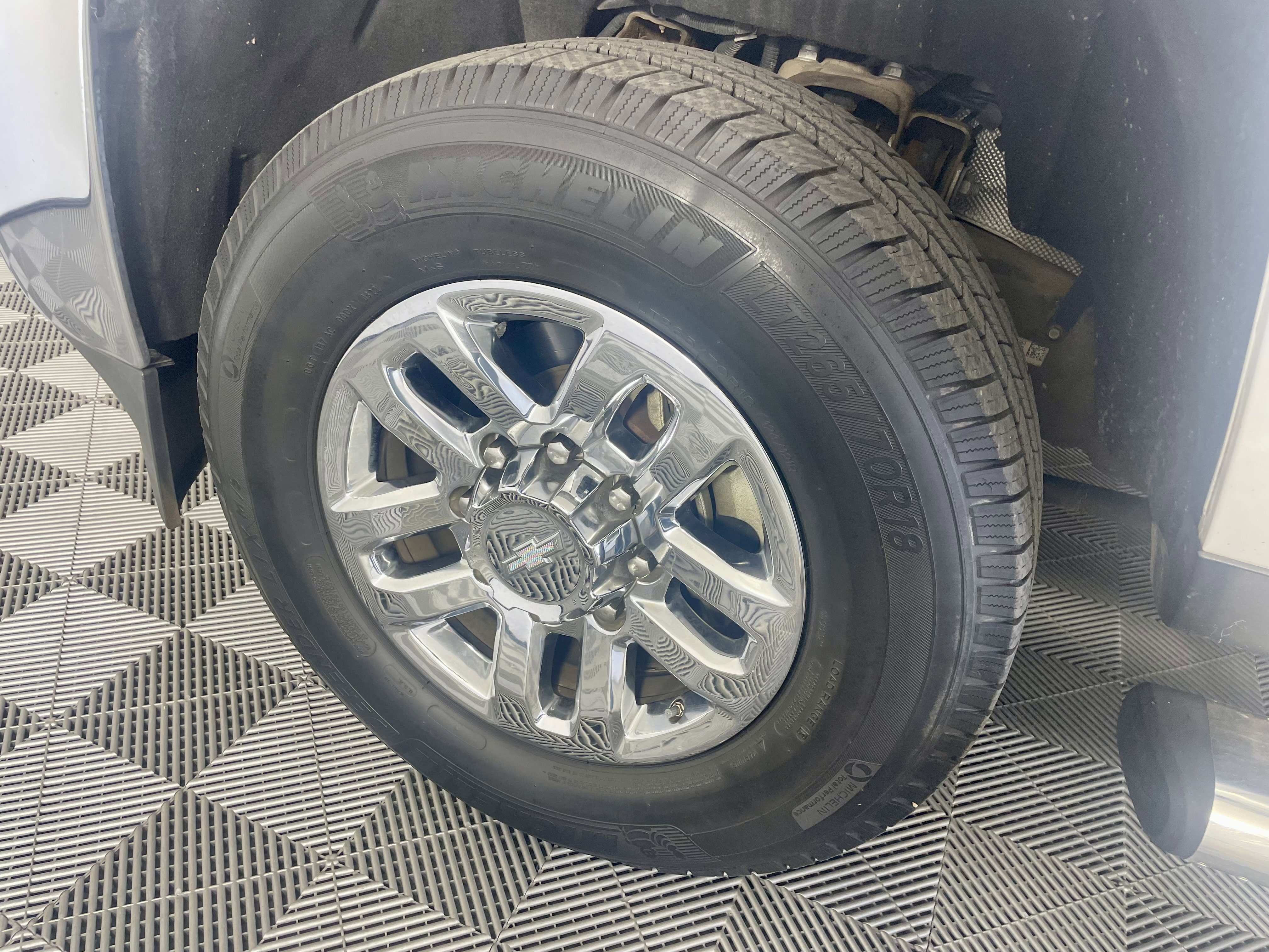 Used 2019 Chevrolet Silverado 2500 LTZ image 9