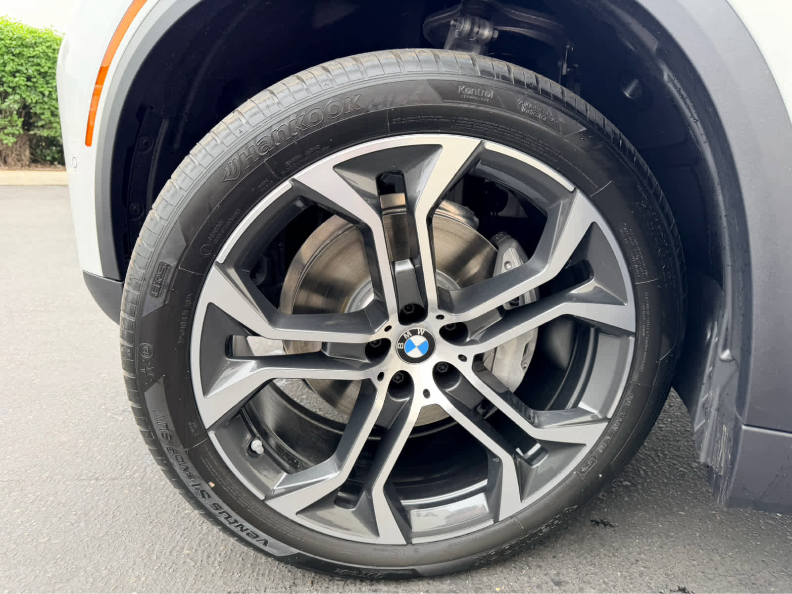 New 2026 BMW X5 xDrive40i AWD/4WD image 11