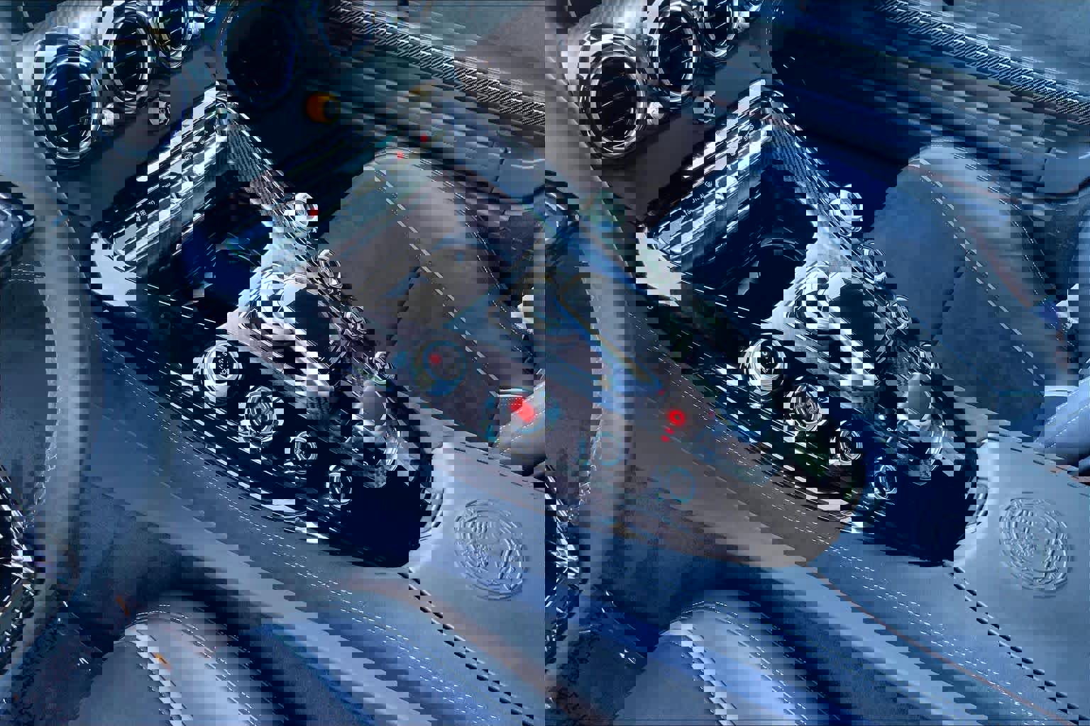 Used 2018 Mercedes-Benz AMG GT R image 14