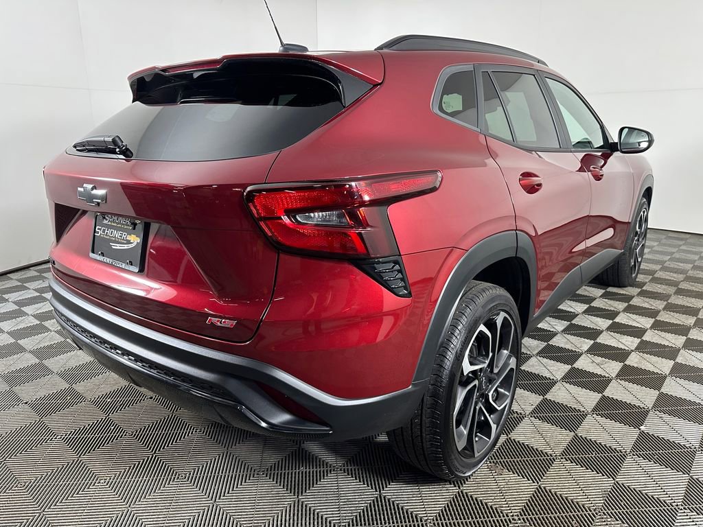 Used 2024 Chevrolet Trax RS w/ Driver Confidence Package image 5