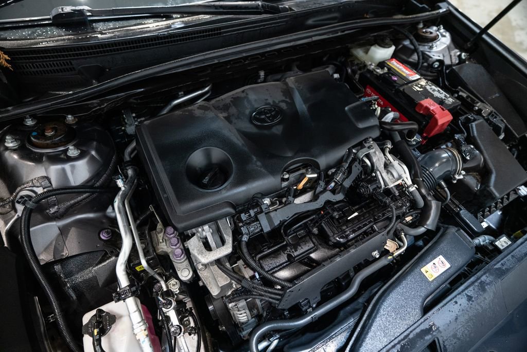 Certified 2020 Toyota Camry SE image 33