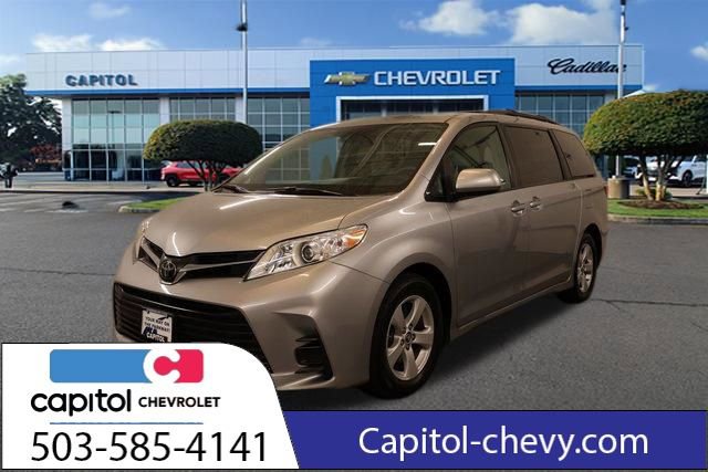 Used 2018 Toyota Sienna LE FWD image 6