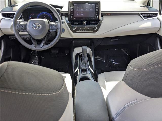 Used 2021 Toyota Corolla LE image 16