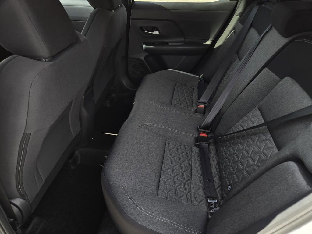 New 2026 Nissan Kicks SV image 11