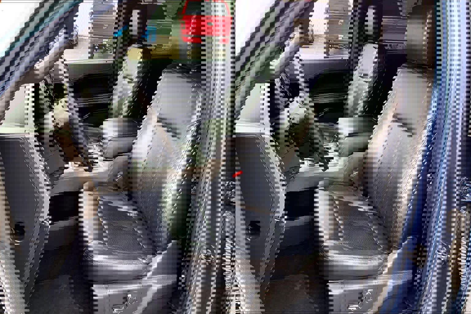 Used 2019 Ford Expedition XLT w/ Equipment Group 201A image 8