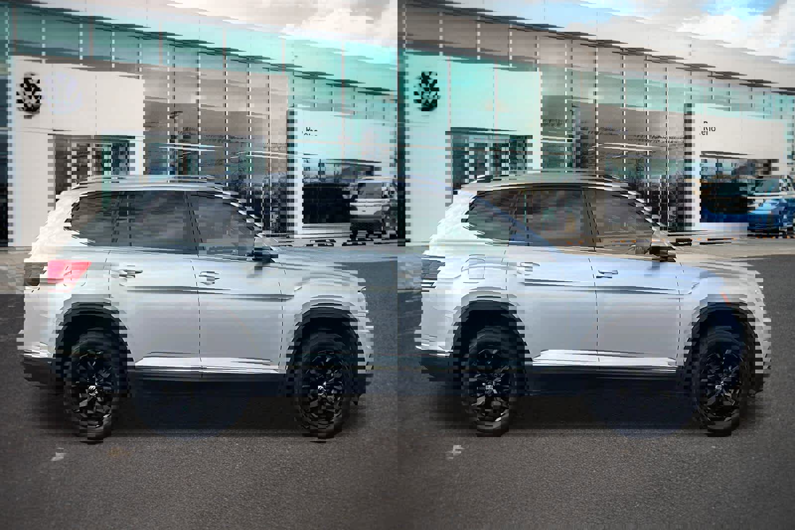 Used 2018 Volkswagen Atlas SEL image 4