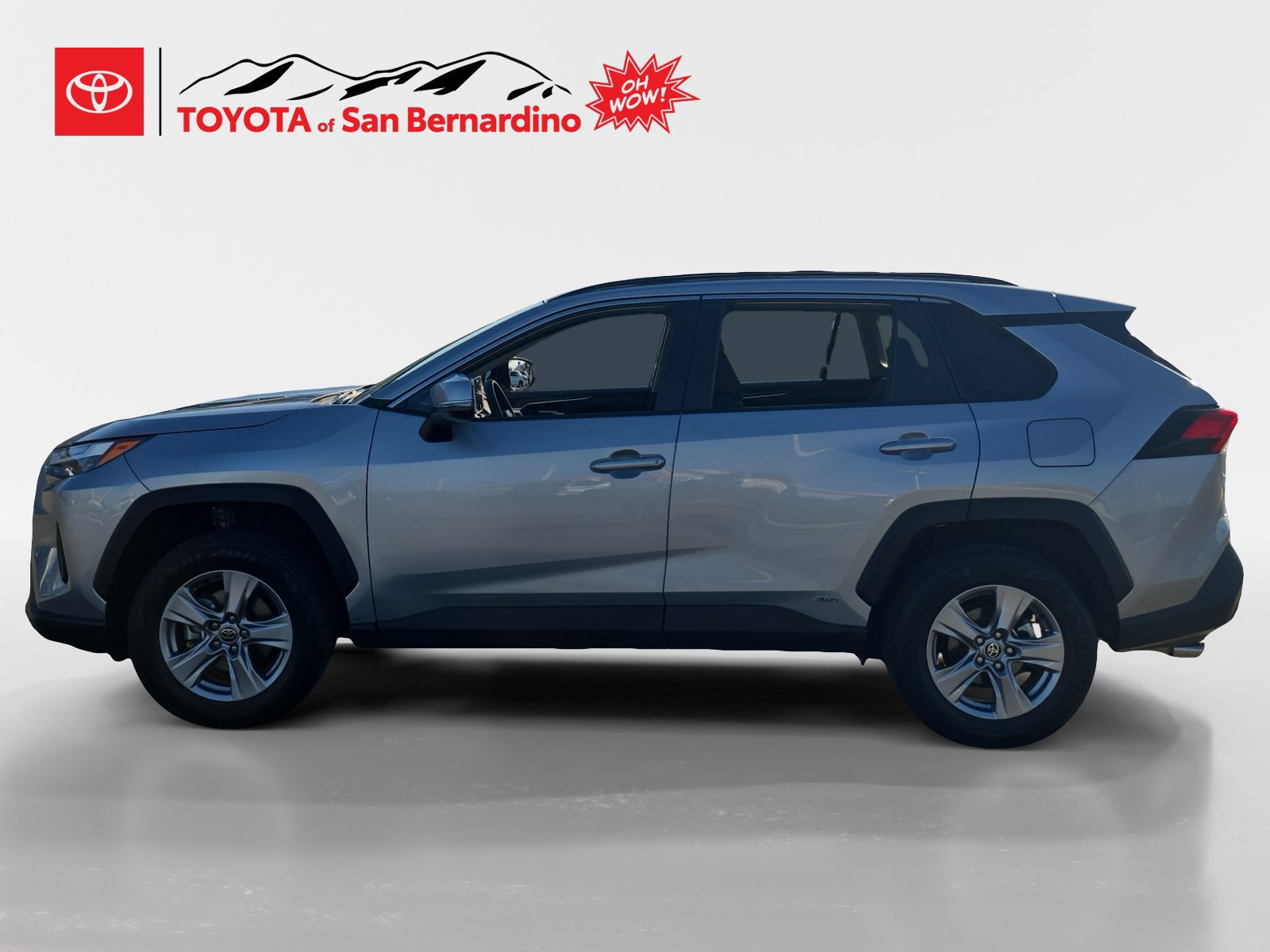 Certified 2025 Toyota RAV4 XLE AWD/4WD image 2