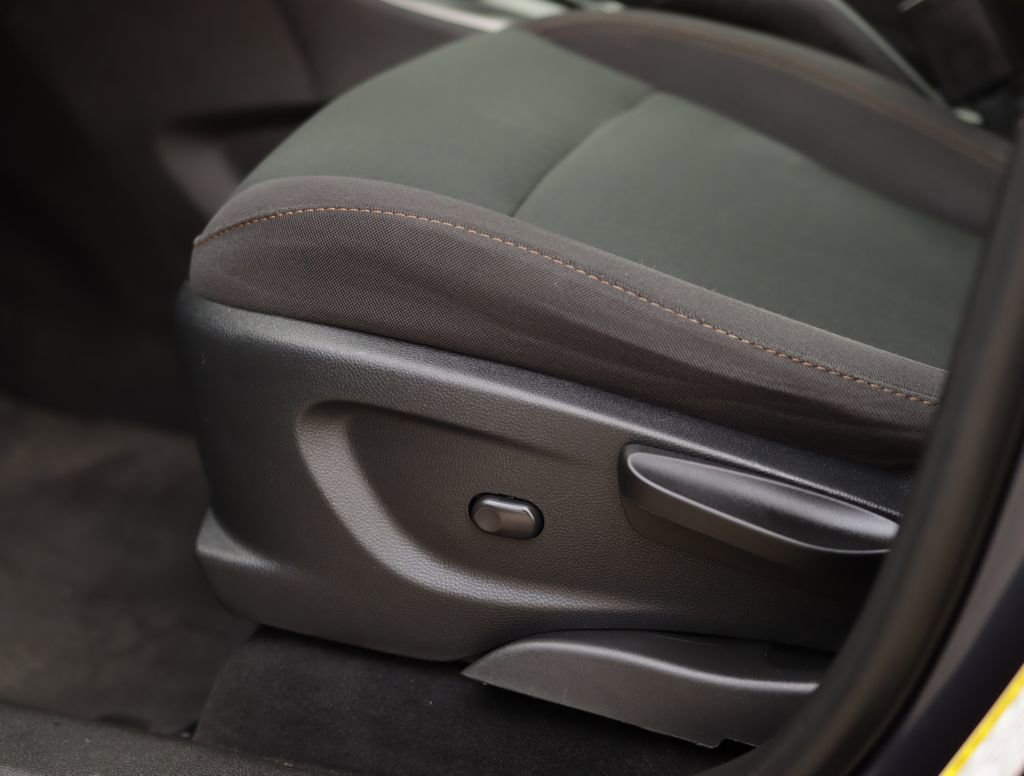 Used 2018 Chevrolet Trax LS image 18