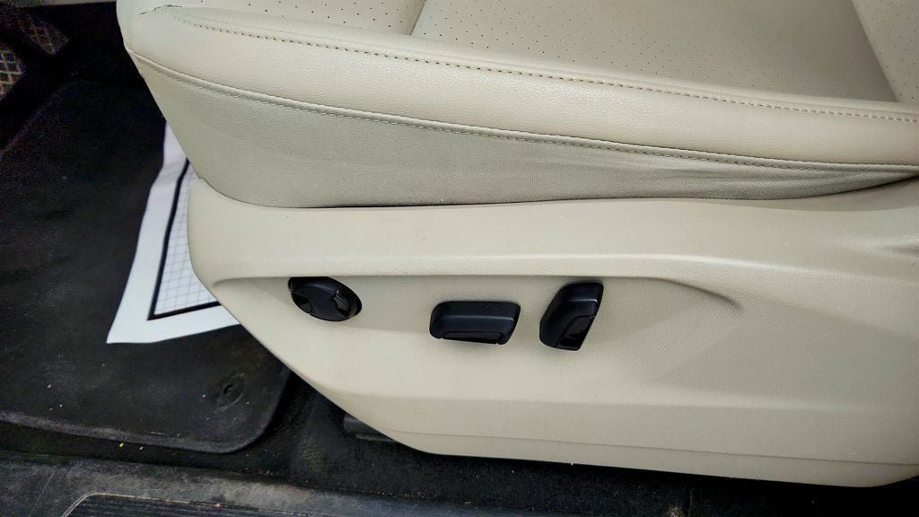 Used 2018 Volkswagen Atlas SE FWD image 11