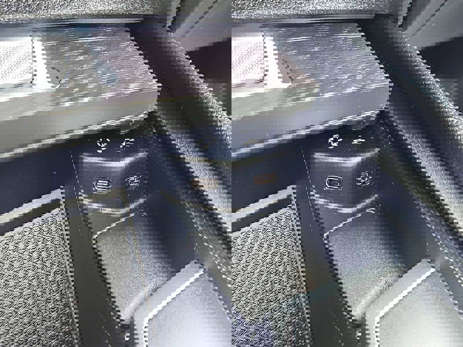 Used 2022 Mercedes-Benz GLE 350 4MATIC image 32