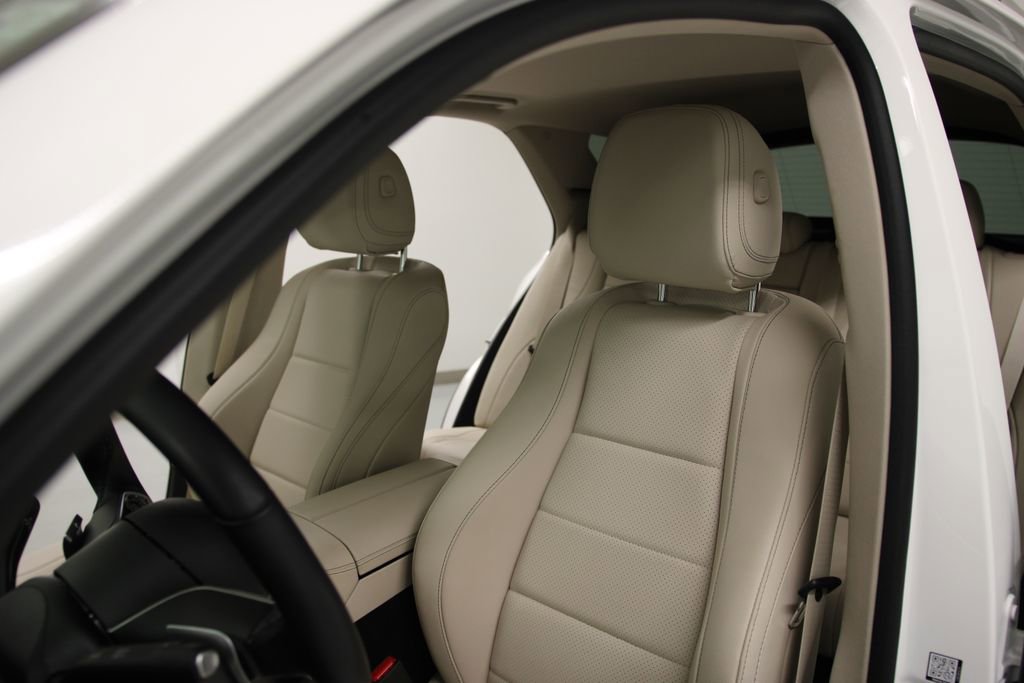 Certified 2025 Mercedes-Benz GLE 450e 4MATIC image 14