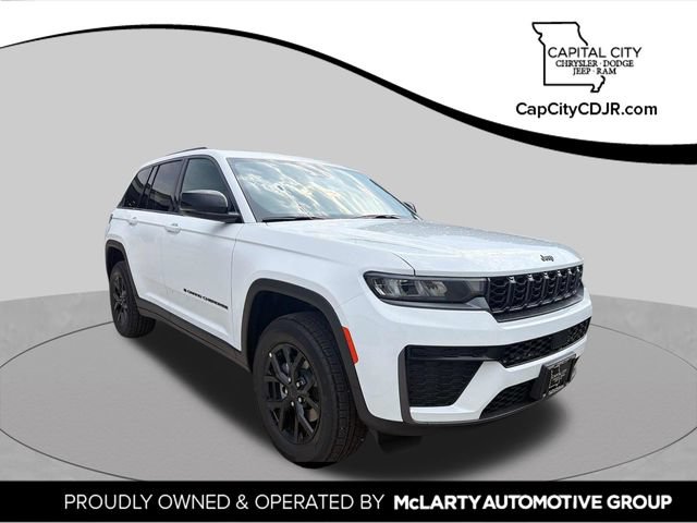 New 2026 Jeep Grand Cherokee Altitude AWD/4WD 360° Tour