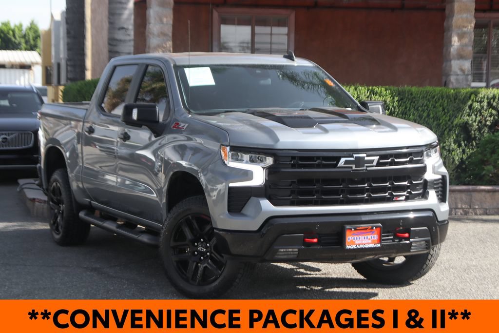 Used 2024 Chevrolet Silverado 1500 LT Trail Boss w/ LT Trail Boss Premium Package AWD/4WD image 2