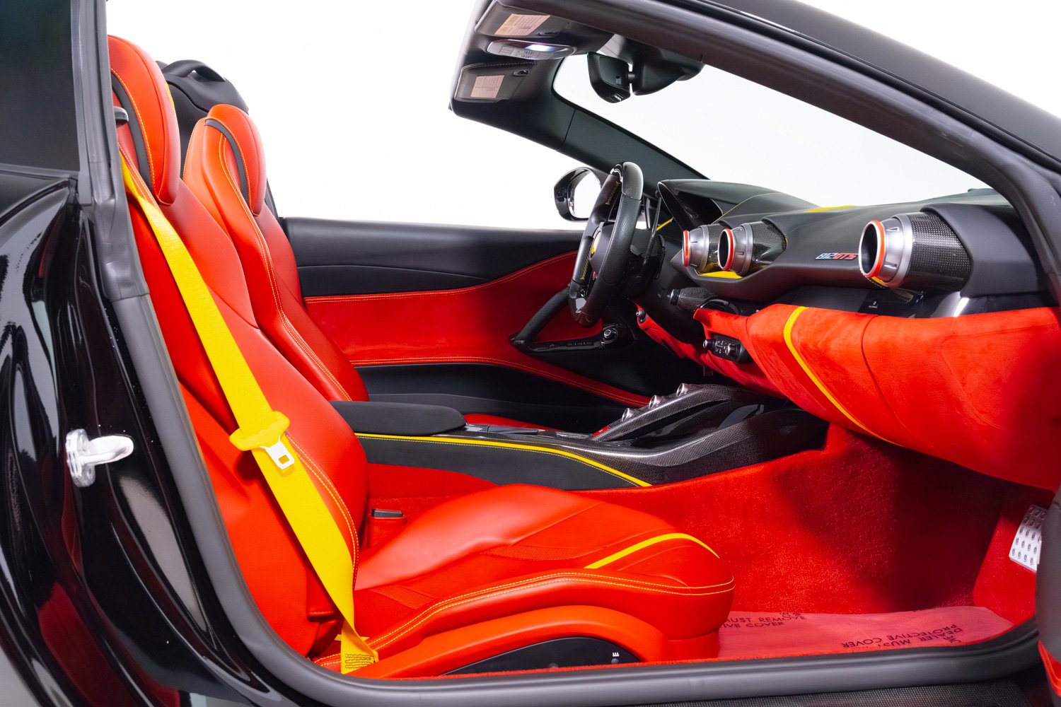 Used 2021 Ferrari 812 GTS image 38
