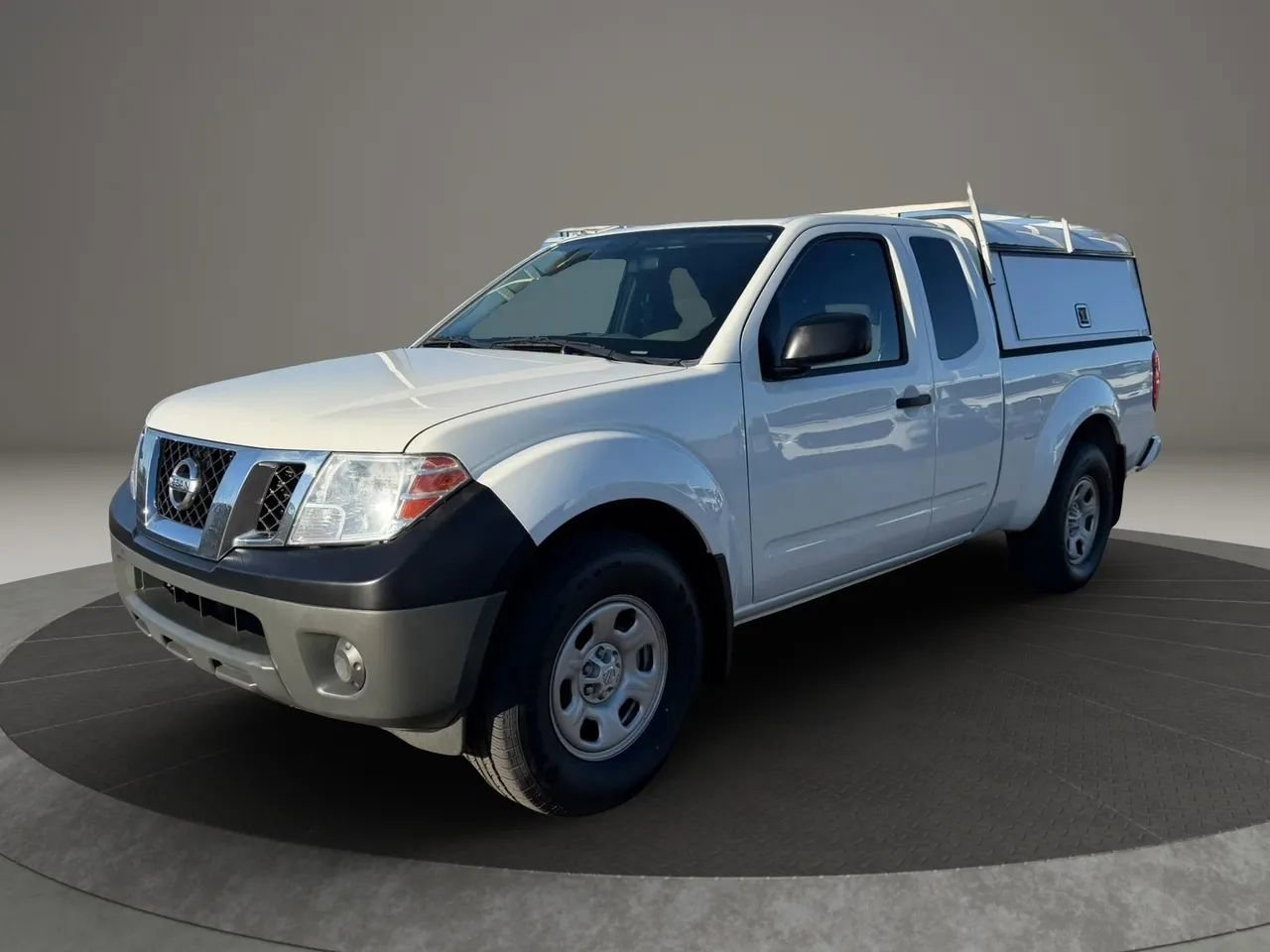 Used 2020 Nissan Frontier S image 2
