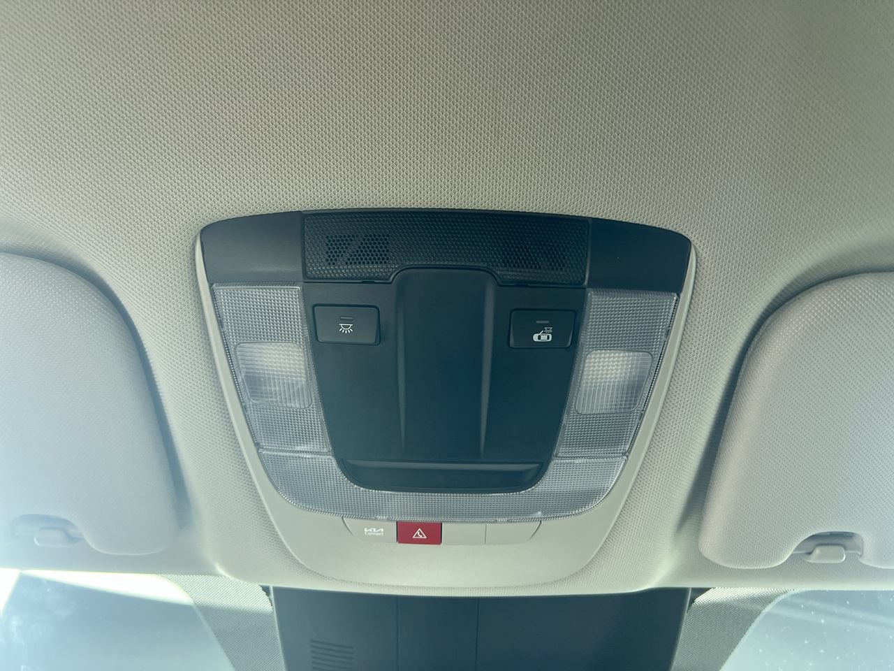 New 2026 Kia Sorento EX w/ EX Premium Package FWD image 17