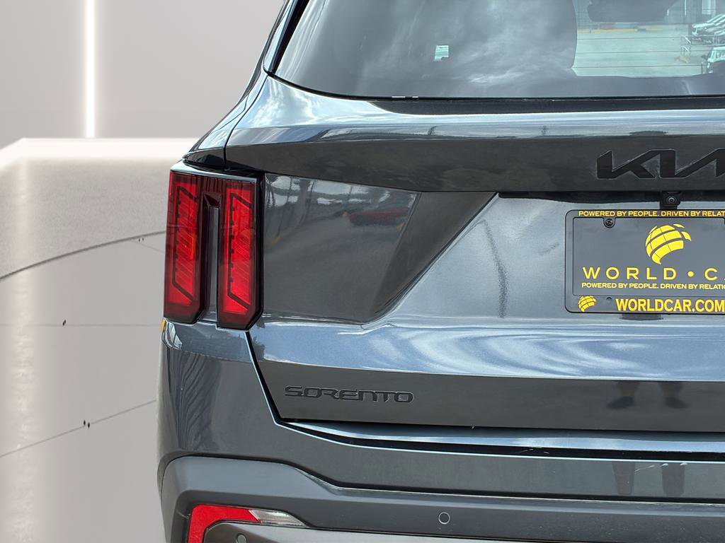Used 2024 Kia Sorento X-Line EX image 30