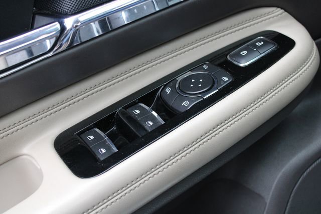 Used 2020 Lincoln Corsair Reserve w/ Equipment Group 201A image 8