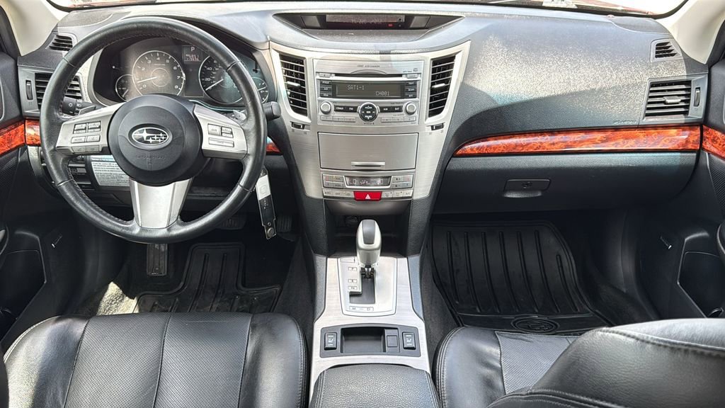 Used 2011 Subaru Legacy 2.5i Limited image 18